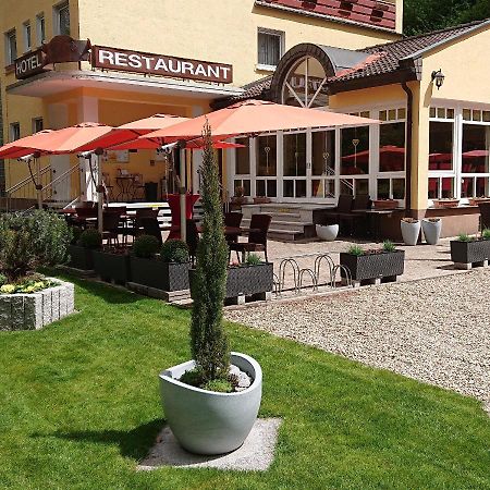 Hotel Goldbaechel Wachenheim an der Weinstraße Eksteriør bilde